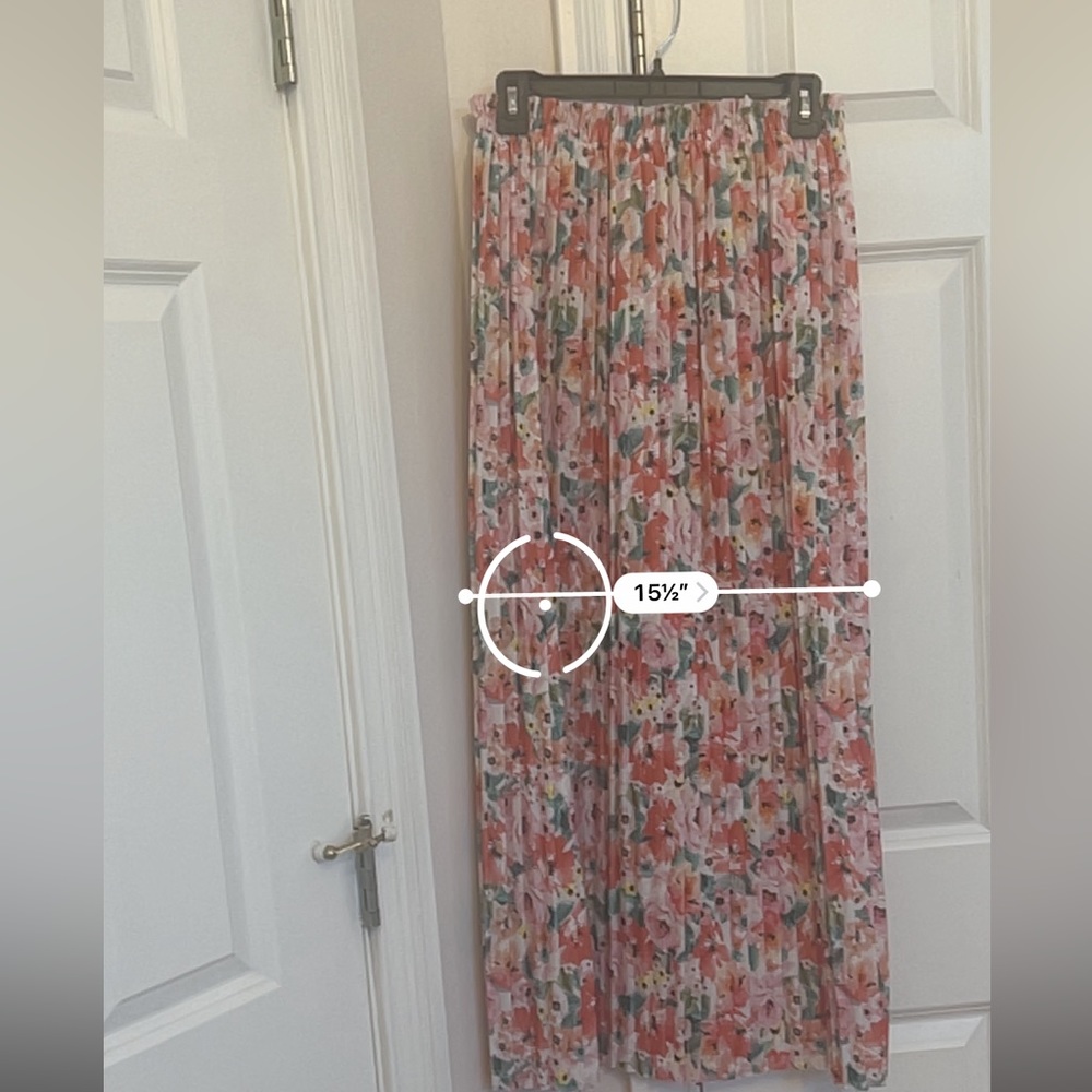 Floral maxi crinkle skirt - Picture 4 of 7